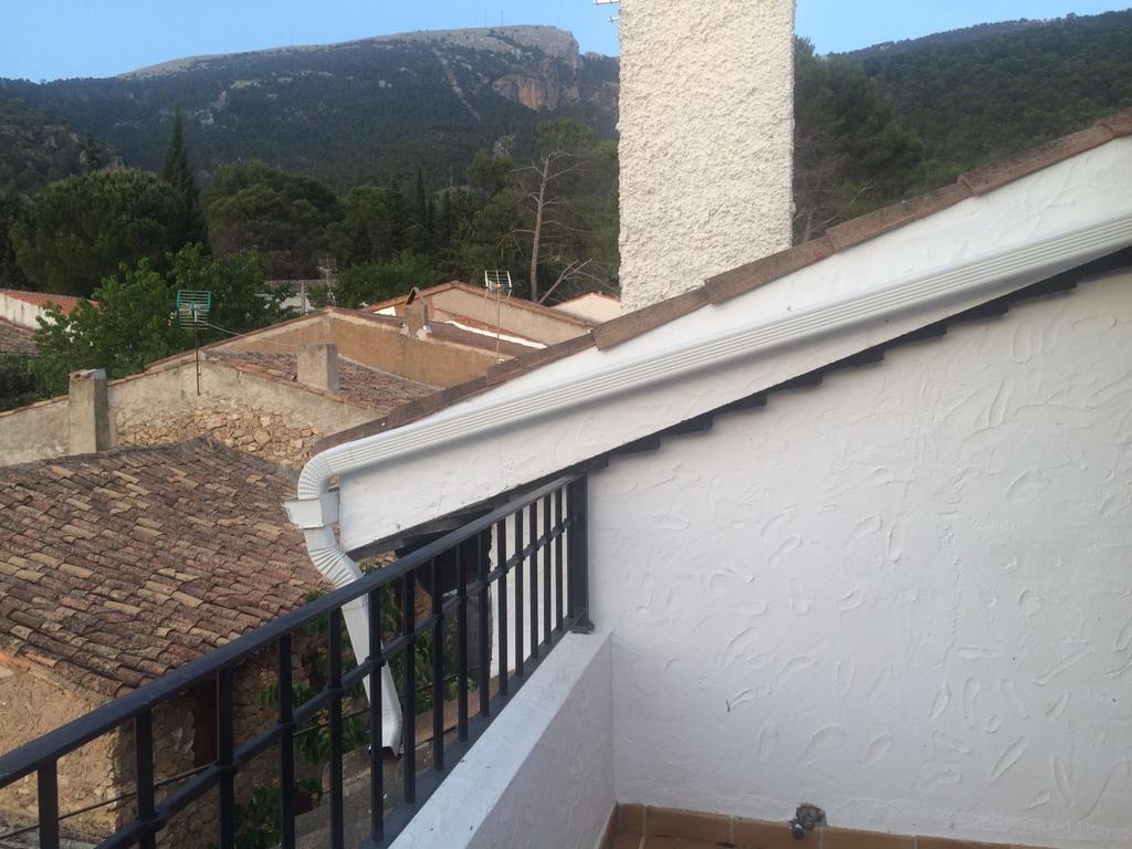 הוילה סגורה דה לה סיירה Vivienda Turistica Rural Entrepinares מראה חיצוני תמונה